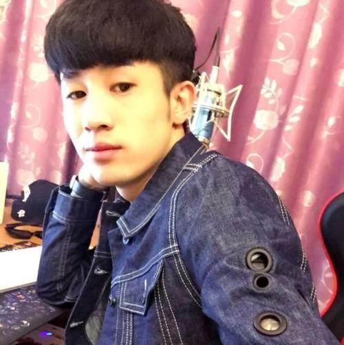 快手五大团队排行榜！驴家班垫底，散打家族只能排第二！